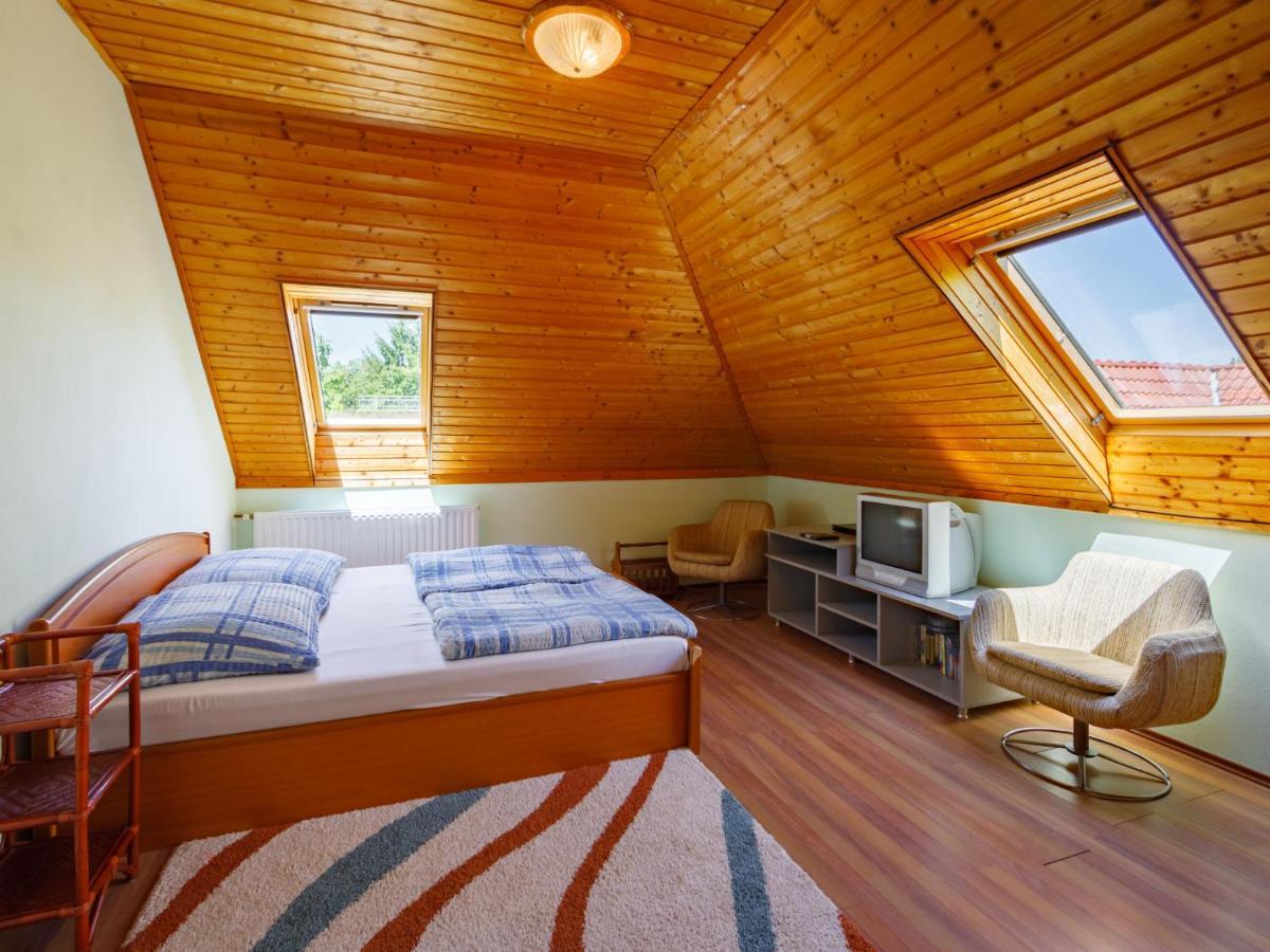 Holiday Home Amaryllis By Interhome Balatonakarattya Esterno foto